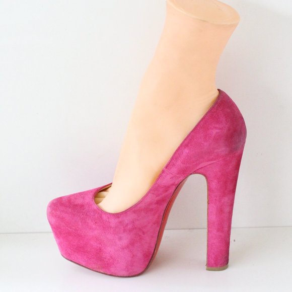 Christian Louboutin Pink Daffy Suede Platform - Picture 4 of 10
